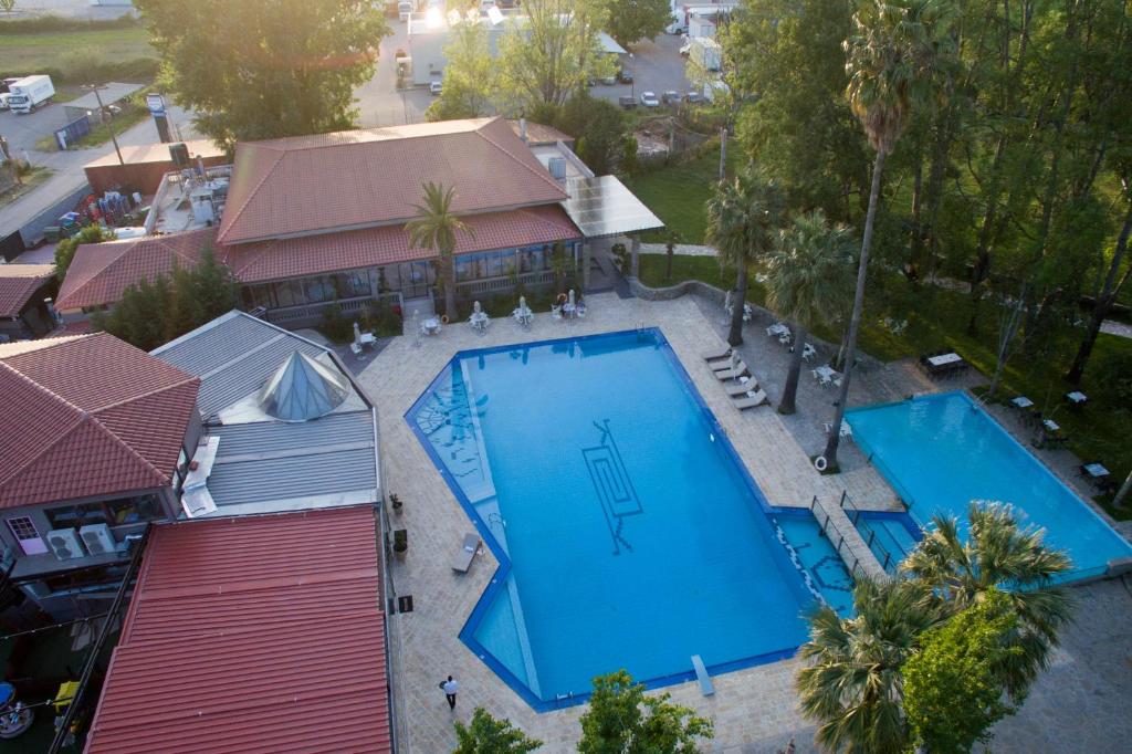 Bazén v ubytovaní Corali Resort alebo v jeho blízkosti