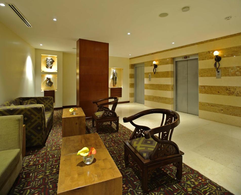 Posezení v ubytování Sarova Panafric Hotel