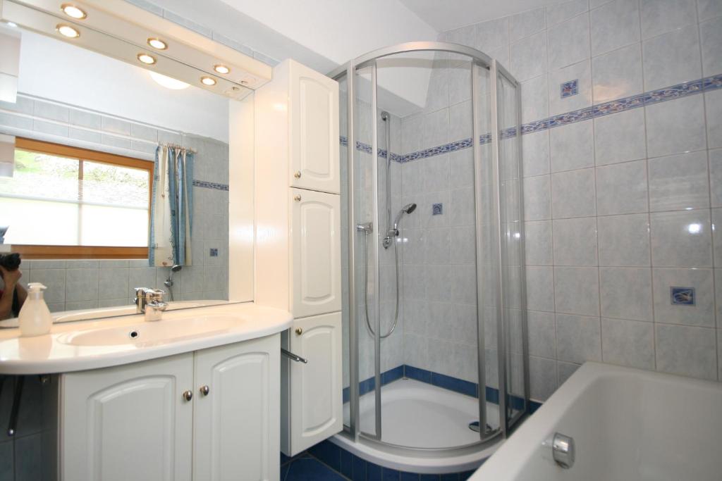 Kúpeľňa v ubytovaní Appartement Steinacher