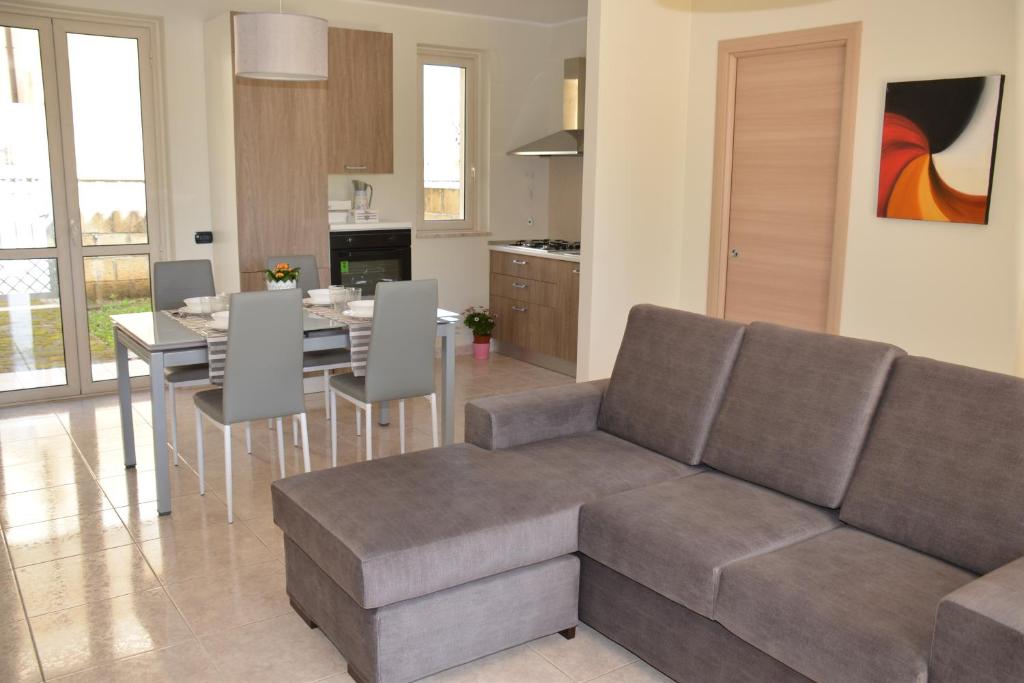 Kuchnia lub aneks kuchenny w obiekcie Residence La Perla