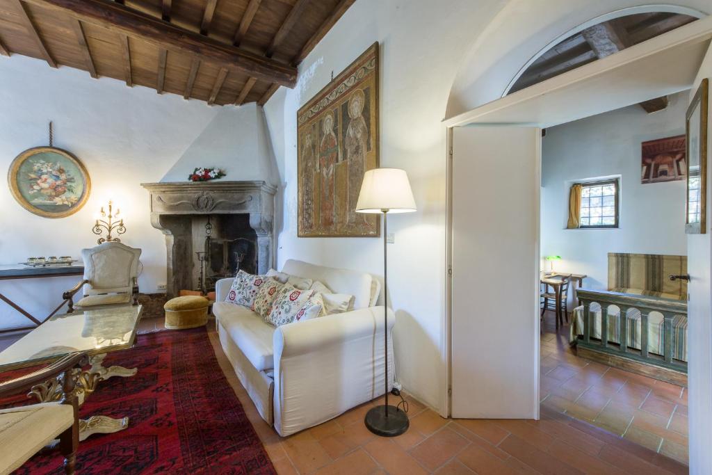 Posedenie v ubytovaní Villa in Private Estate,shared Pool,parking,3km to Ponte Vecchio