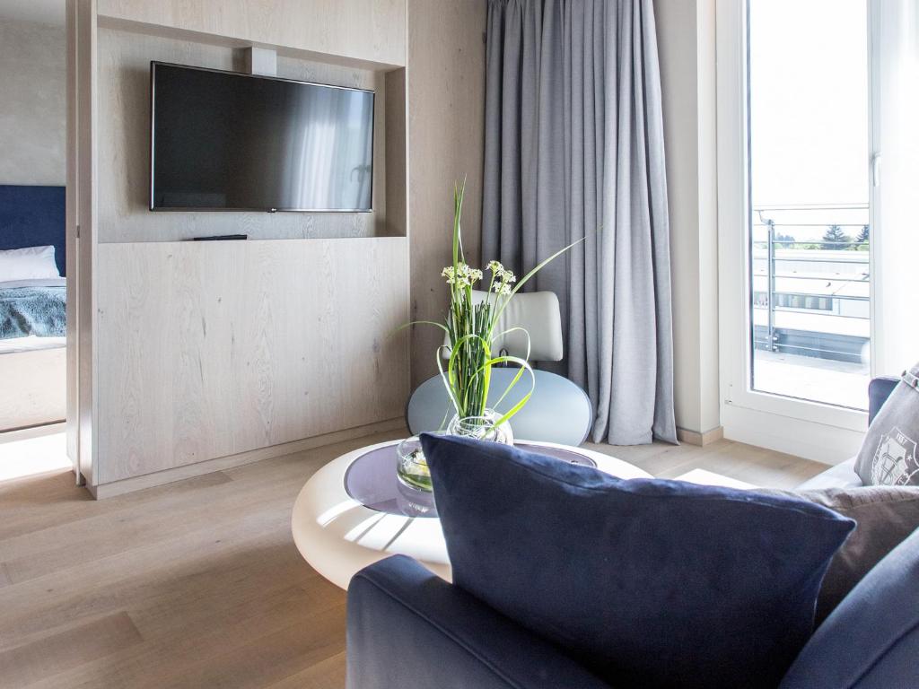 TV a/nebo společenská místnost v ubytování monte mare SAUNA-SPA-SPORTS-HOTEL