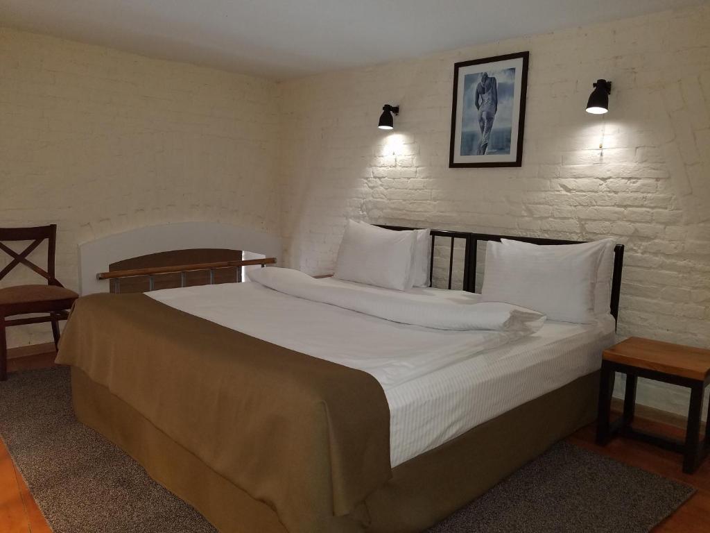 Тройка Отель Москва - отзывы и видео