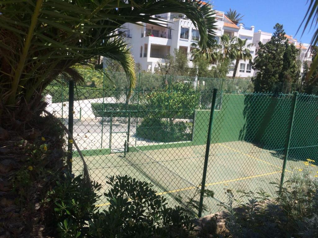 Tenis lub squash w obiekcie Apartamento Elia Villa África lub w pobliżu