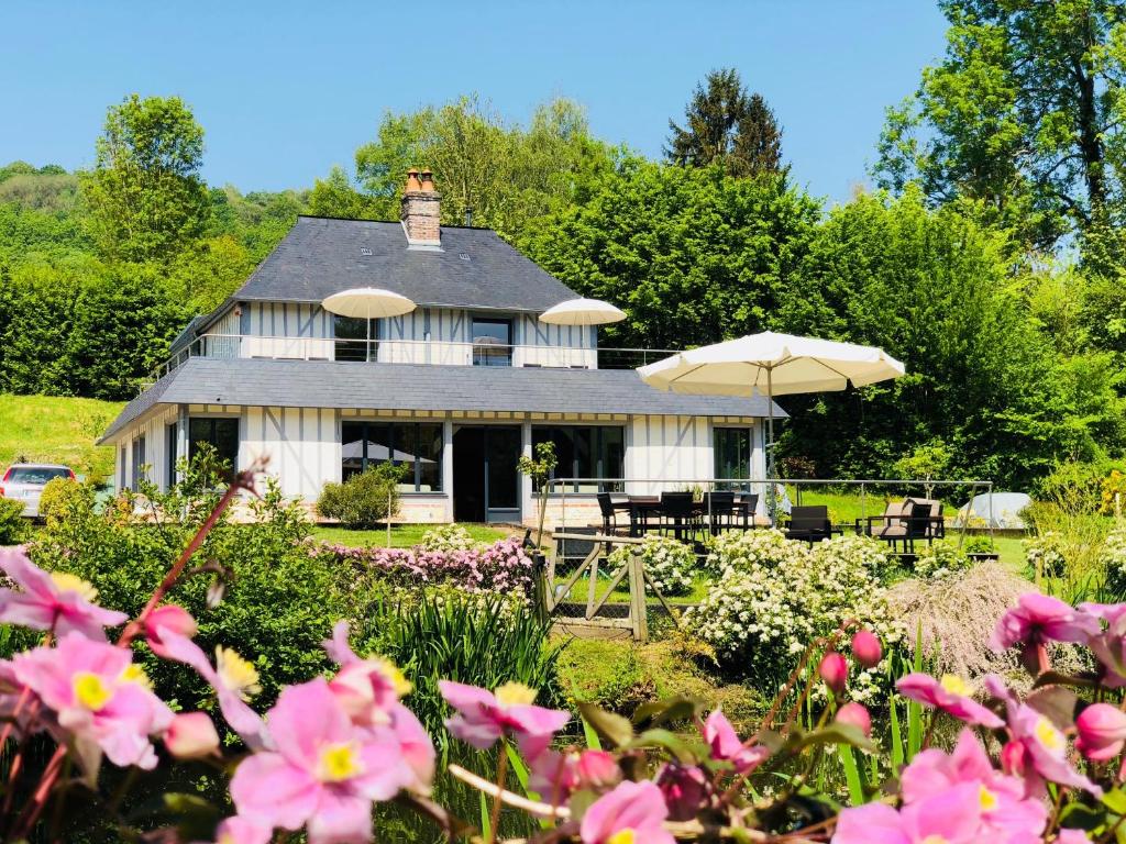 Photo de la galerie de l'établissement DOMAINE LE HÊTREY, à Toutainville