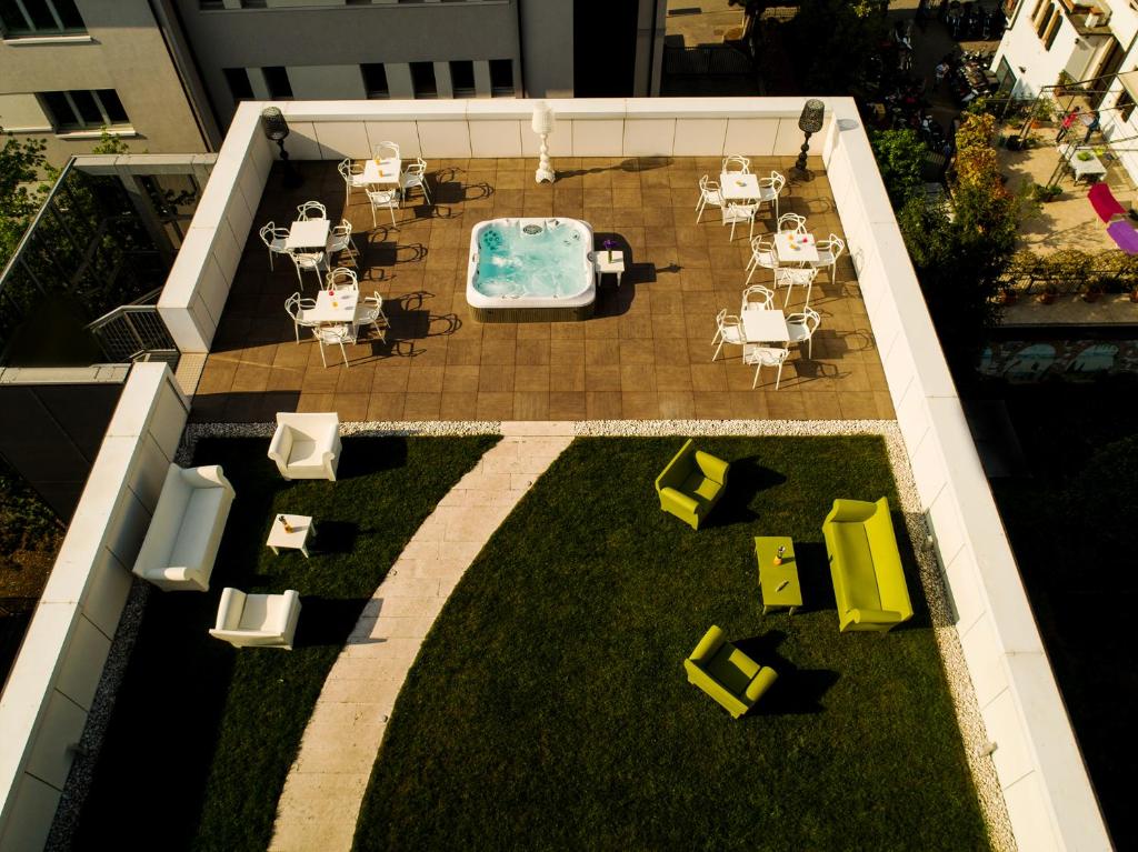 Bazén v ubytování Corte Ongaro Hotel nebo v jeho okolí