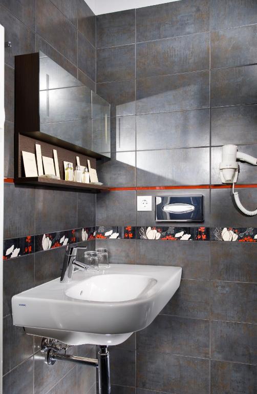 Opera Garden Hotel & Apartments - Resim 23