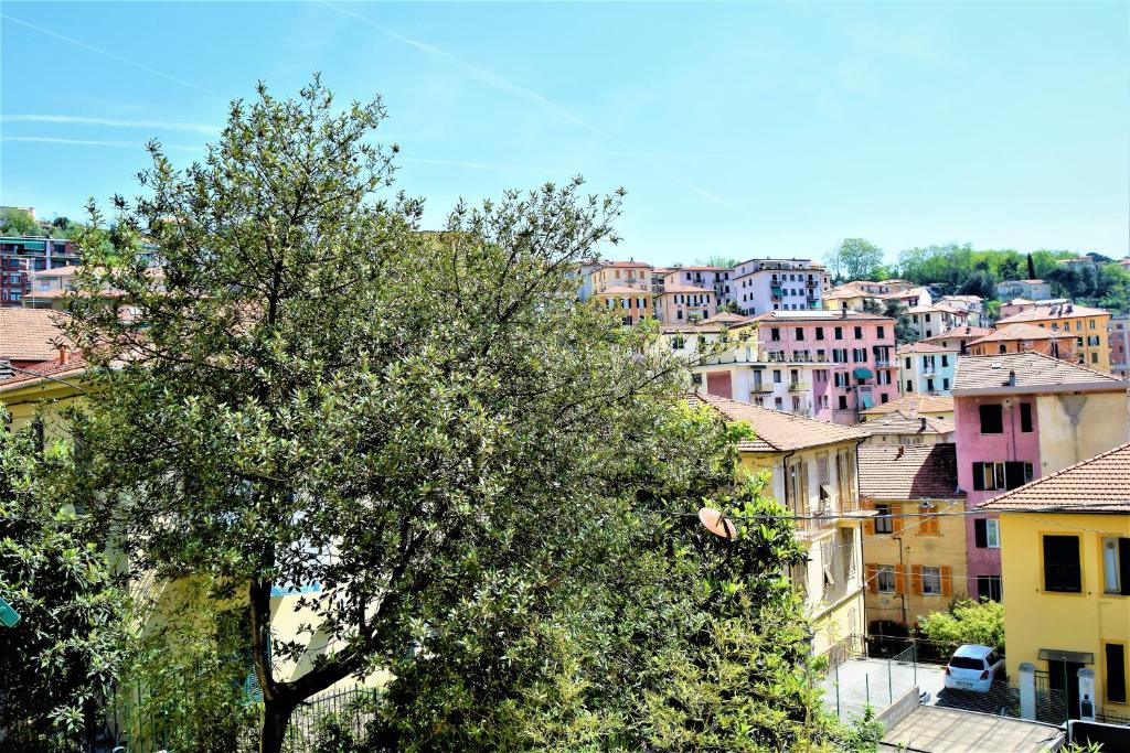 Nespecifikovaný výhled na destinaci La Spezia nebo výhled na město při pohledu z penzionu