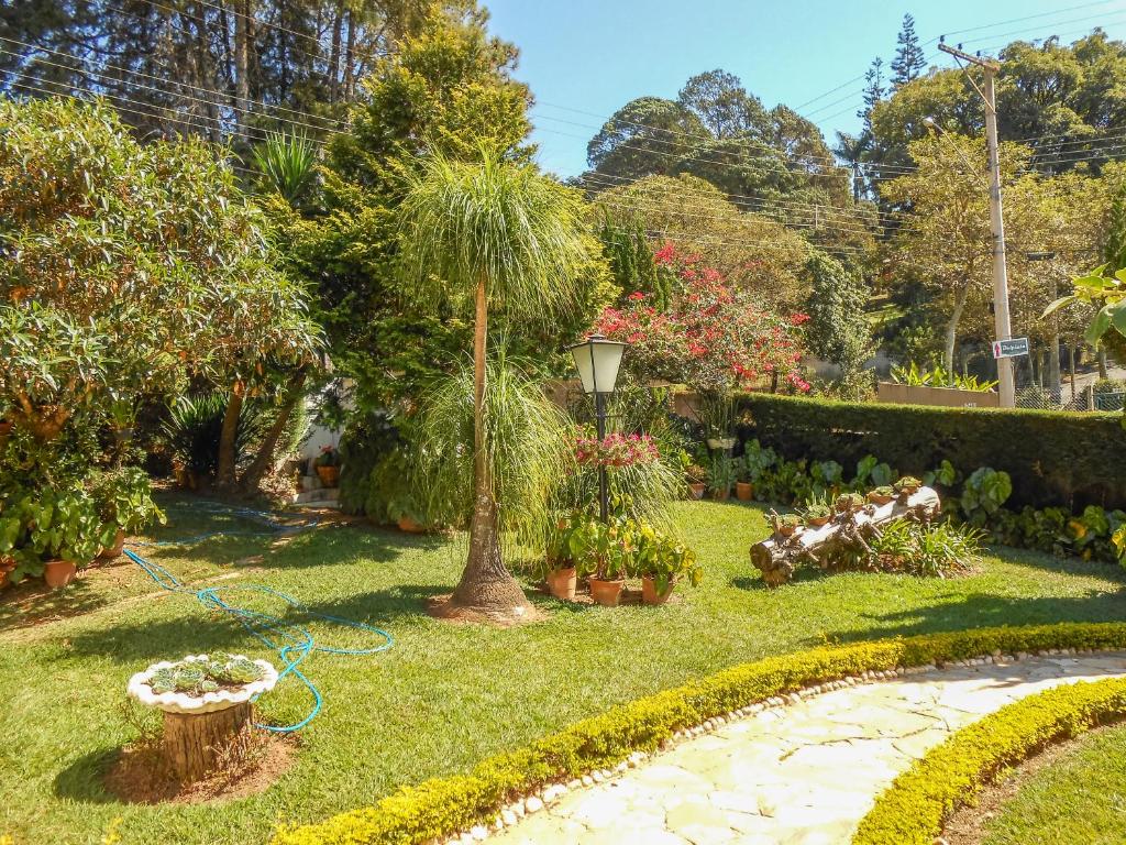  Casa com 2 Quartos em Serra Negra