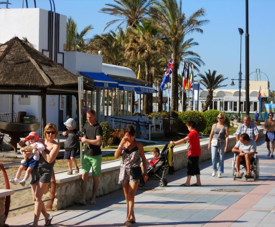 Goście zatrzymujący się w obiekcie Apartamentos Villa Mar 13 Torremolinos