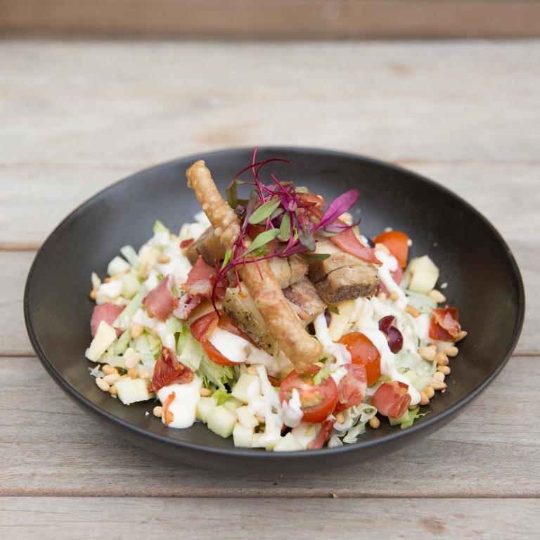 The Redwood Hotel - Resim 16