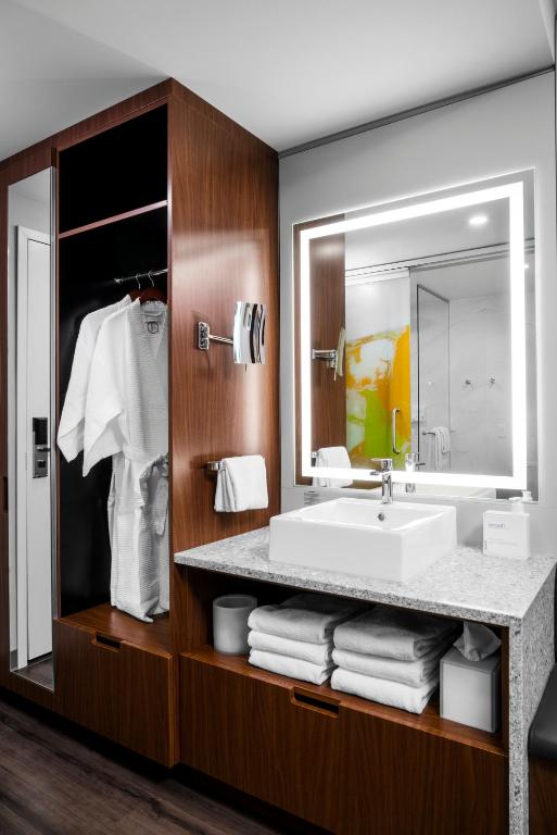 Koupelna v ubytování Hotel Arts