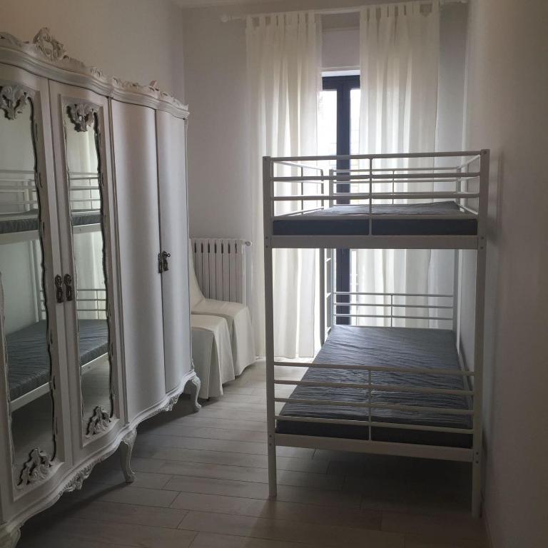 A bed or beds in a room at Medeum