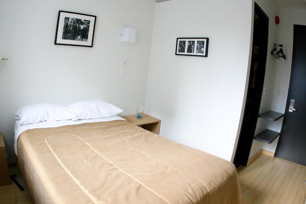 The Rex Hotel Jazz & Blues Bar - Resim 19