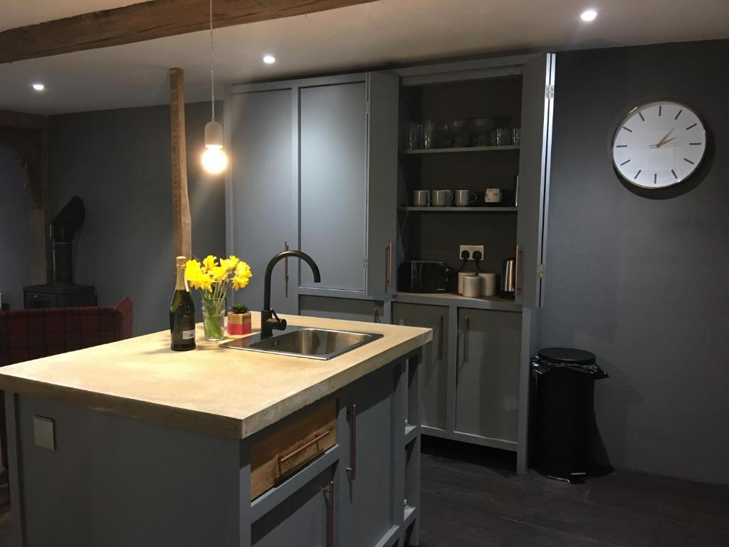 Square House Bildeston High street 4