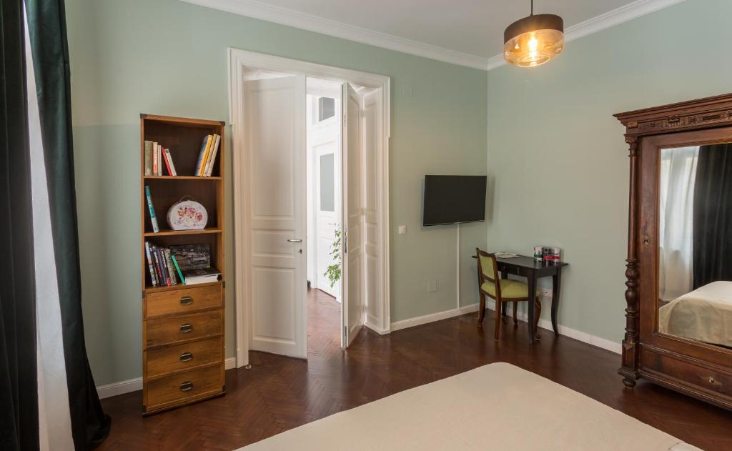 Little Bucharest mansion next to Parliament Palace - Resim 38