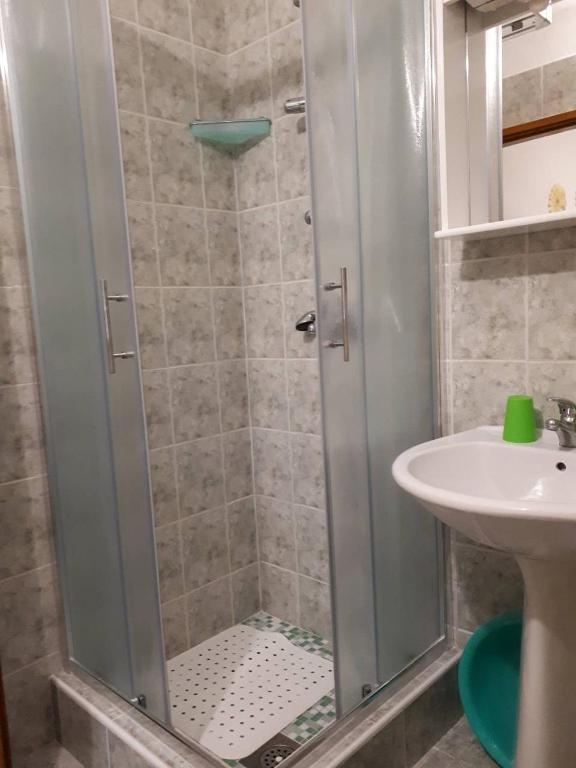 Koupelna v ubytování Apartments Anić