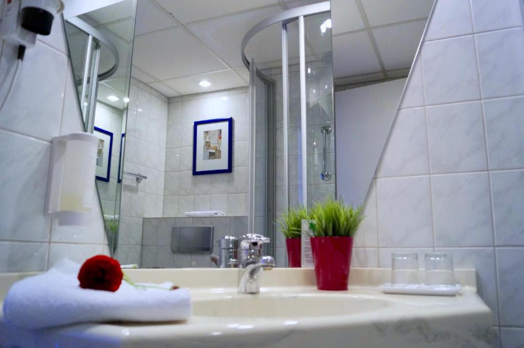 Grand Hostel Berlin Urban - Resim 6