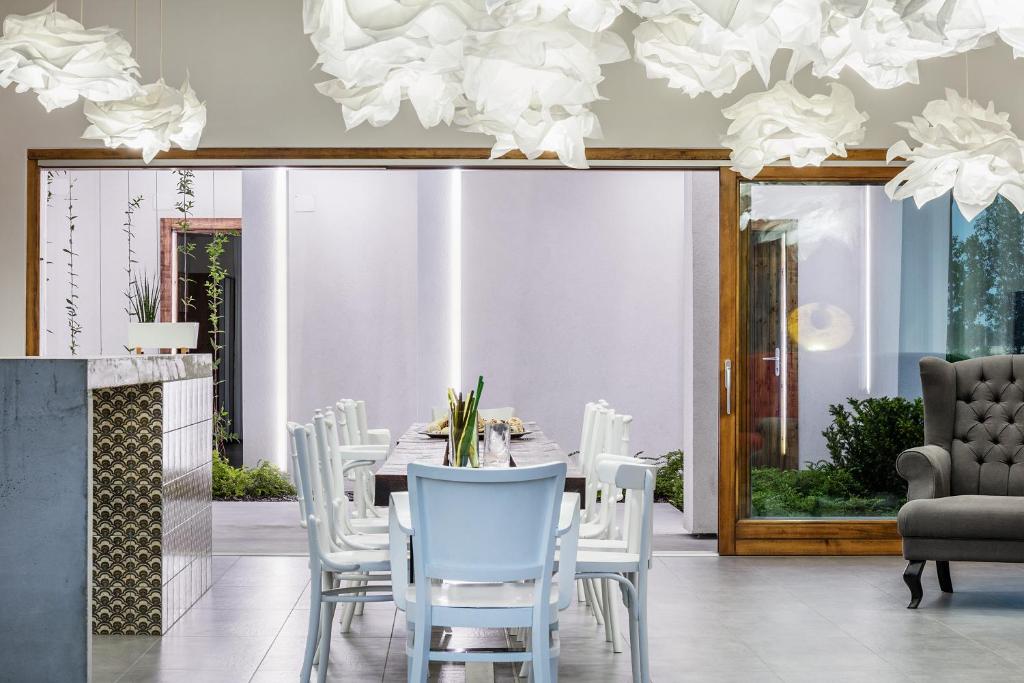 Dining area in A villát