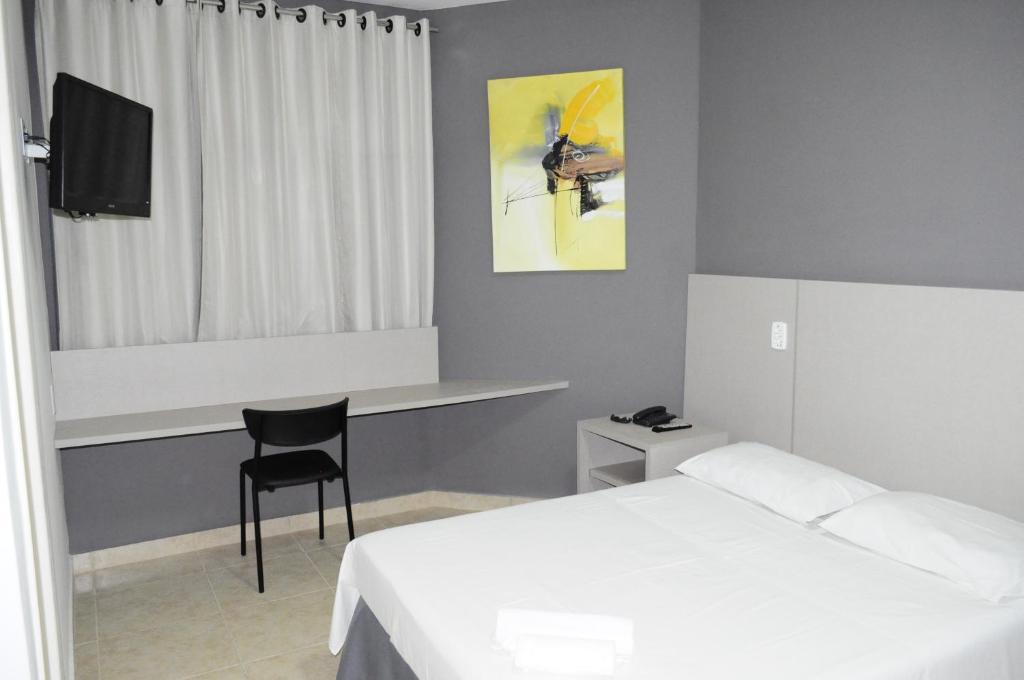  Hotel Caiman