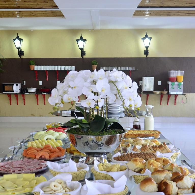  Hotel Caiman