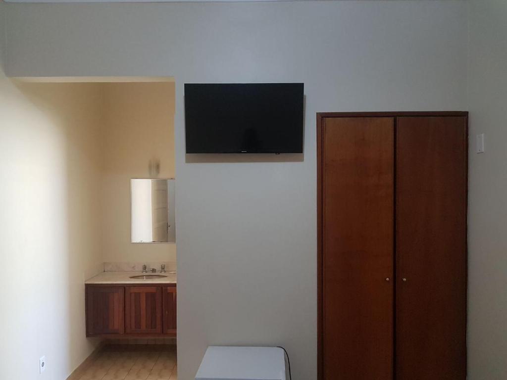TV a/nebo společenská místnost v ubytování Scala Hotel Barretos