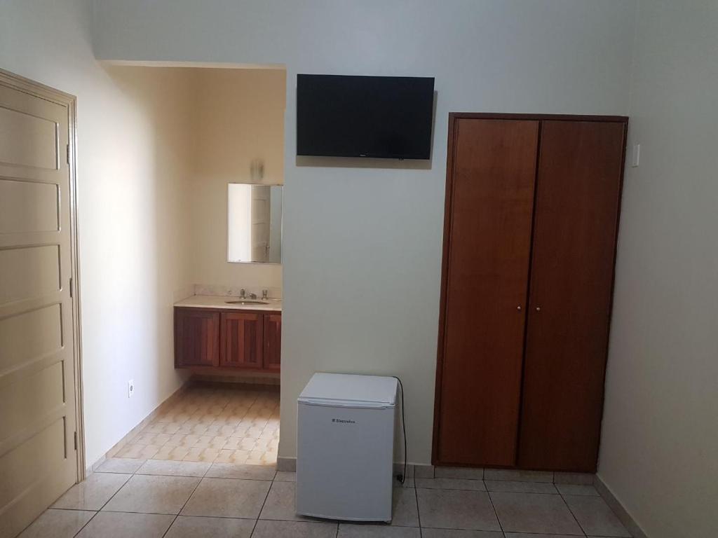 TV a/nebo společenská místnost v ubytování Scala Hotel Barretos
