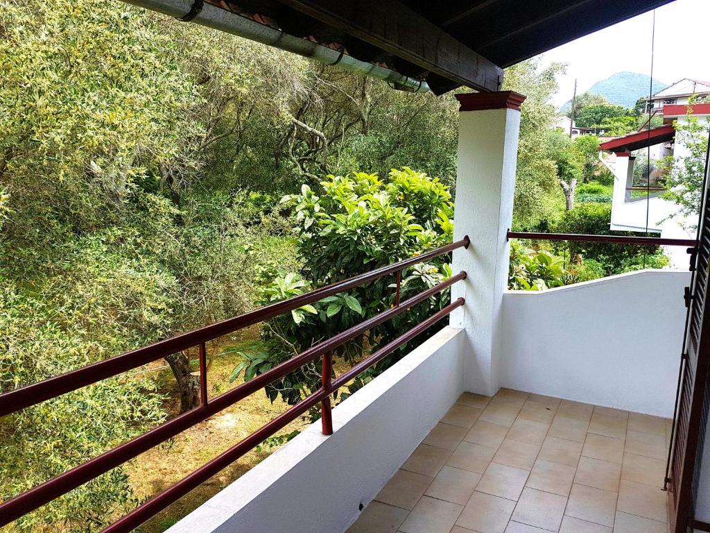 A balcony or terrace at Alexandros Studios