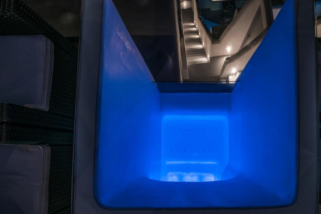 Hyperion Oia Suites - 19