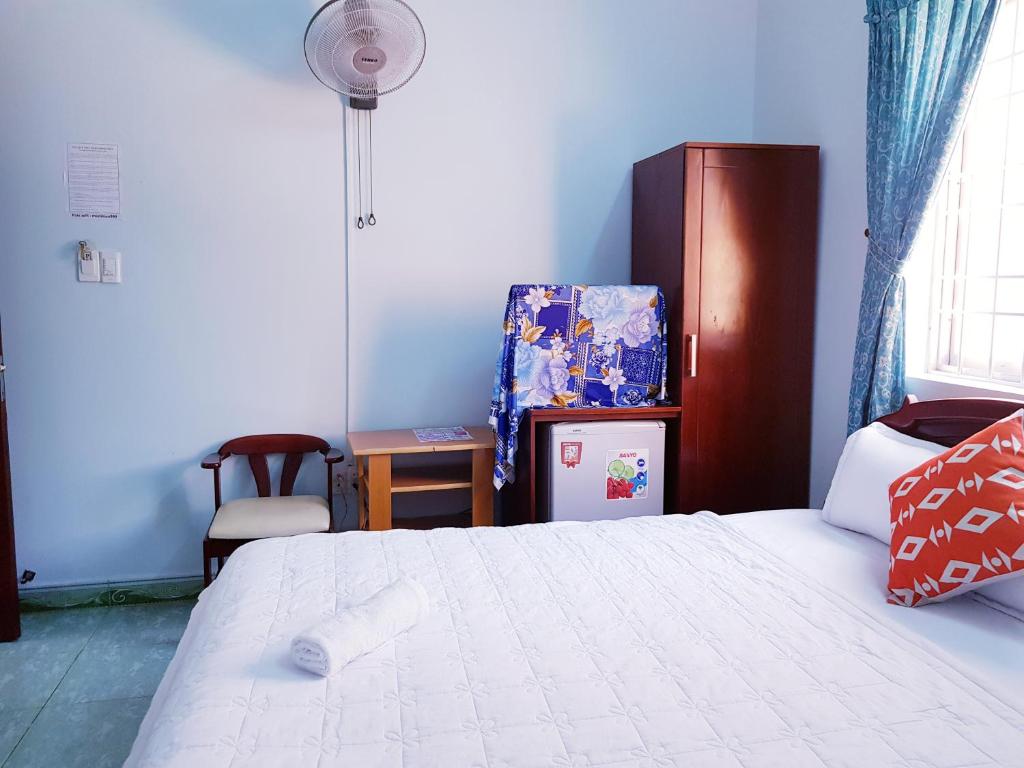 Minh Hien Hotel - Room King Con Dos Camas King