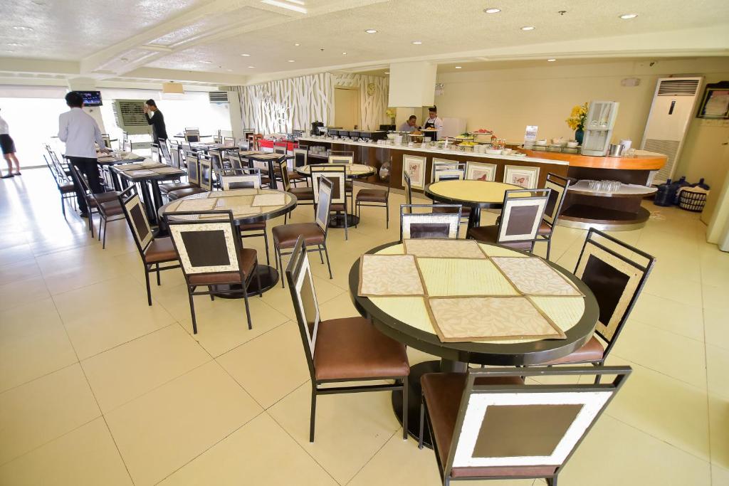 Restaurace v ubytování Hotel Tavern Surigao
