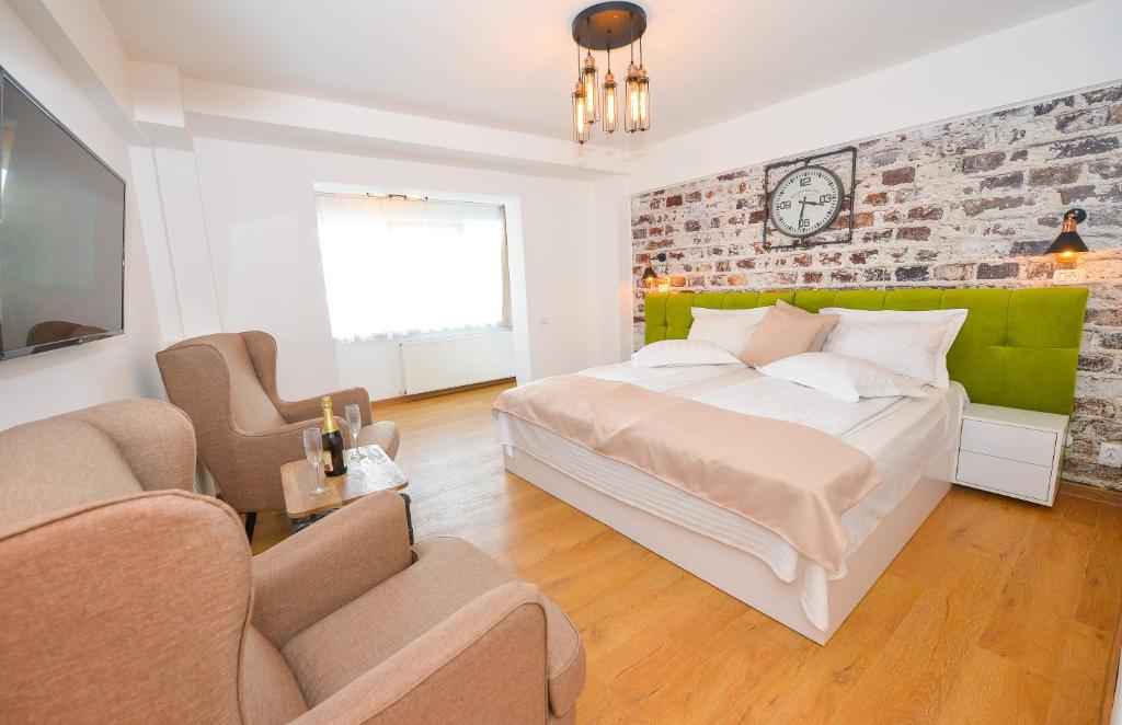 One by One - by Grand Accommodation - 