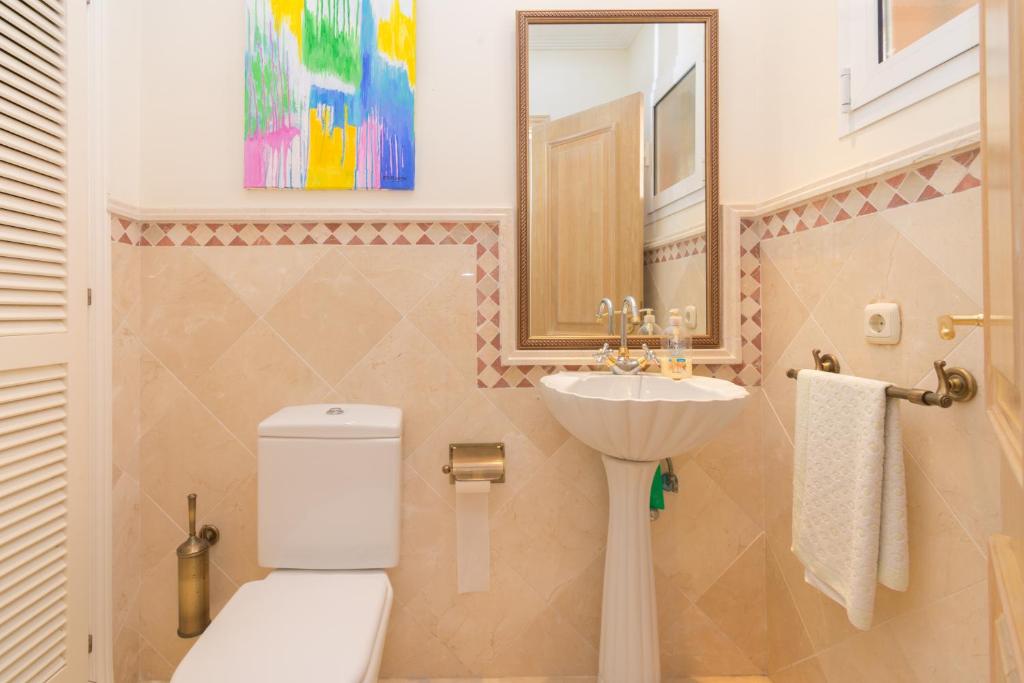 A bathroom at Urb Playa Azul 24