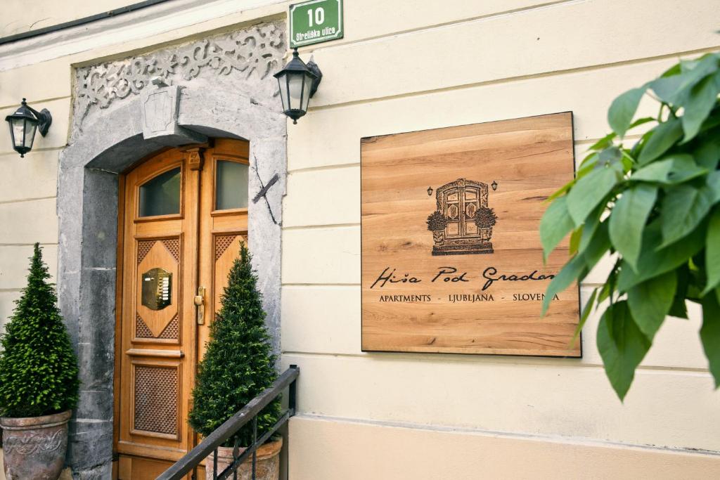 Fotografie z fotogalerie ubytování Apartments Hiša Pod Gradom v Lublani