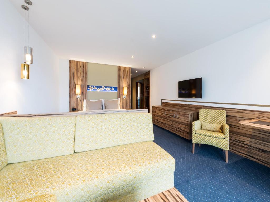 TV a/nebo společenská místnost v ubytování Hotel Ifinger