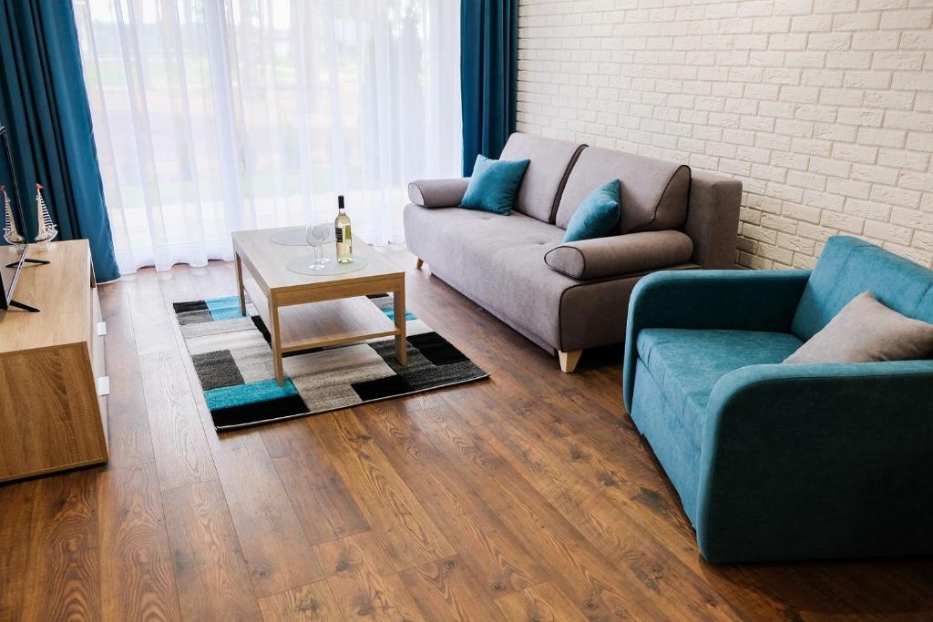 Apartment & Room MARINA BORKI - Apartamenty ZEFIR - One-Bedroom Apartment