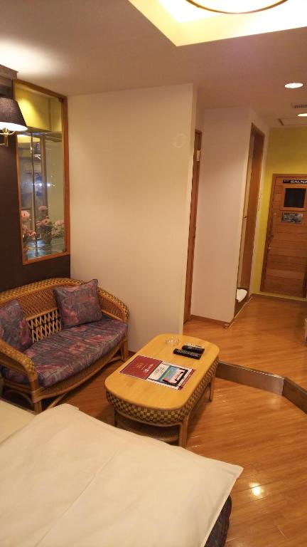 Posezení v ubytování Hotel Essor (Adult Only)