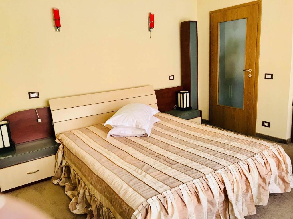 Hotel Palace - Quarto Duplo