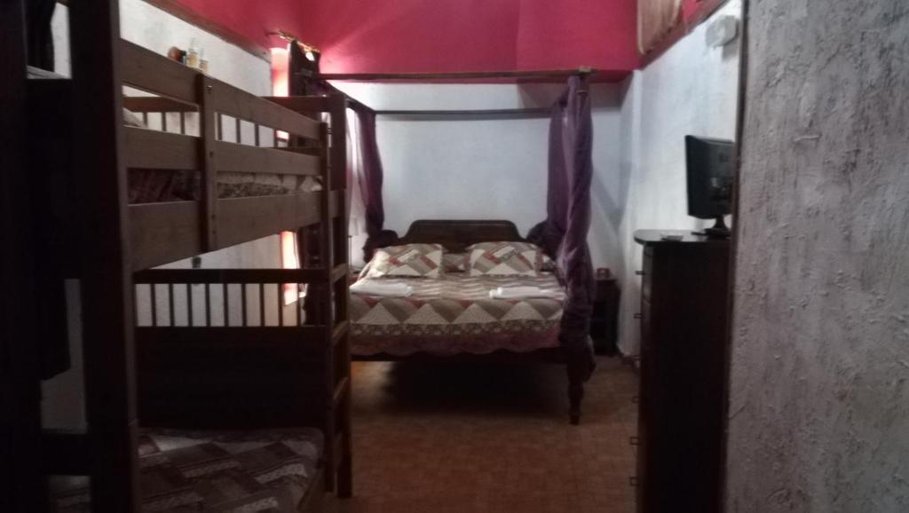 Posteľ alebo postele v izbe v ubytovaní Hostal Restaurante La Diligencia