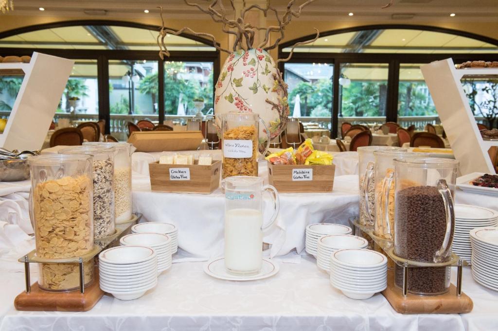 Eten bij of ergens in de buurt van het hotel

