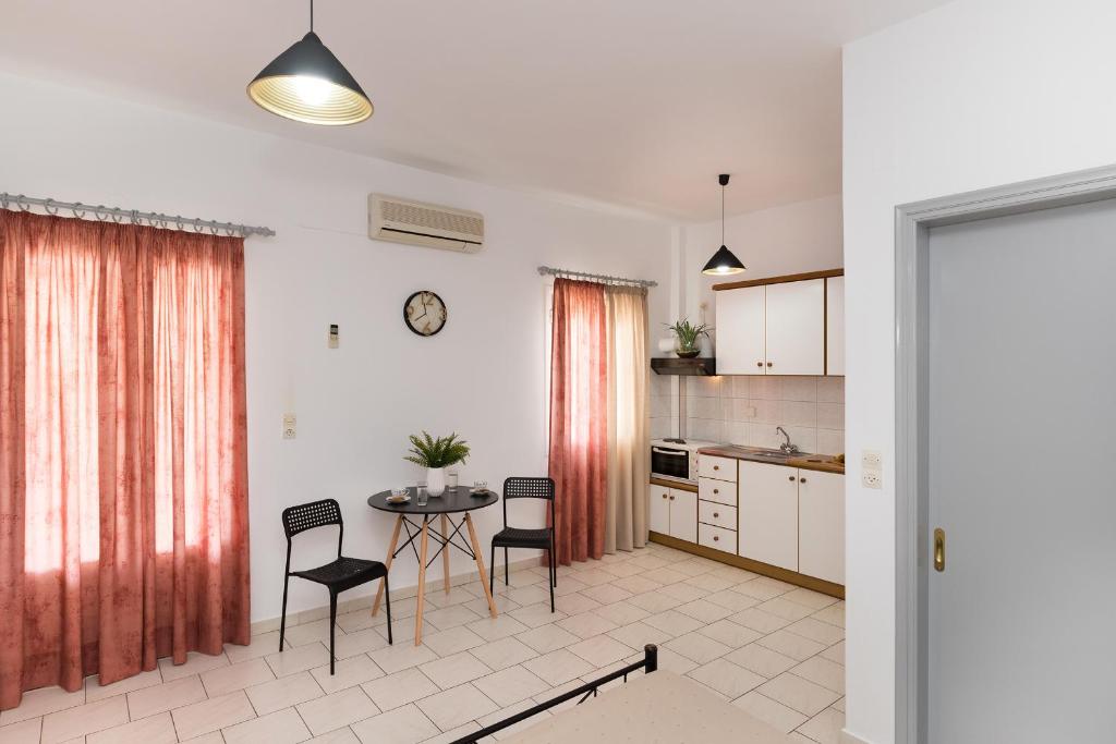 Letta's Apartments - Estudio (3 Adultos)