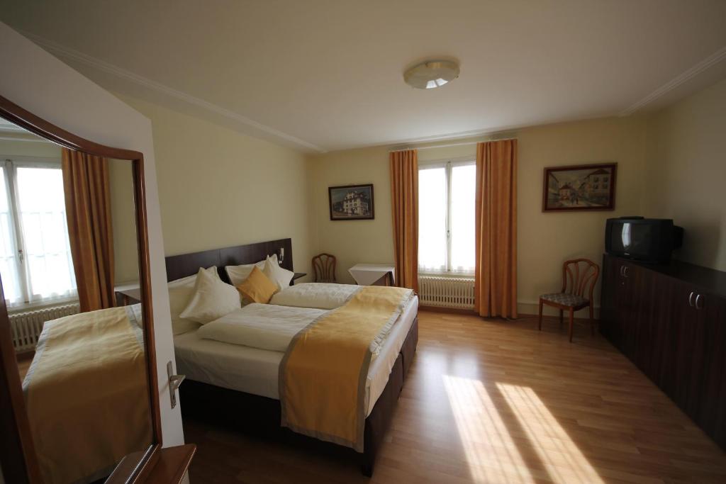 Gasthaus zum Kreuz - Resim 32