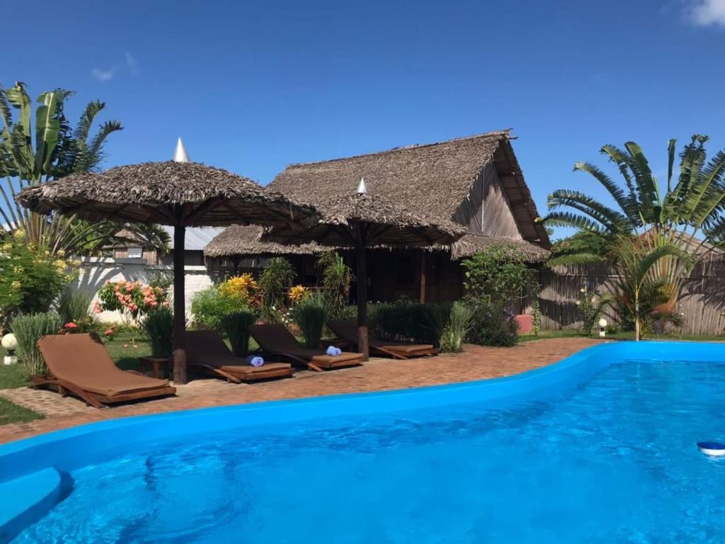 Villa con piscina y complejo en L'ESCALE en Nosy Be