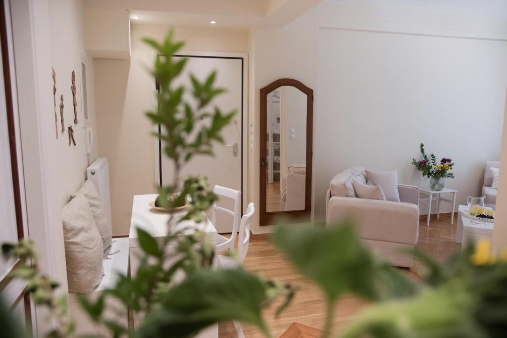 Living near Acropolis by Sylvia Staikou 2nd & 3d floor - 19