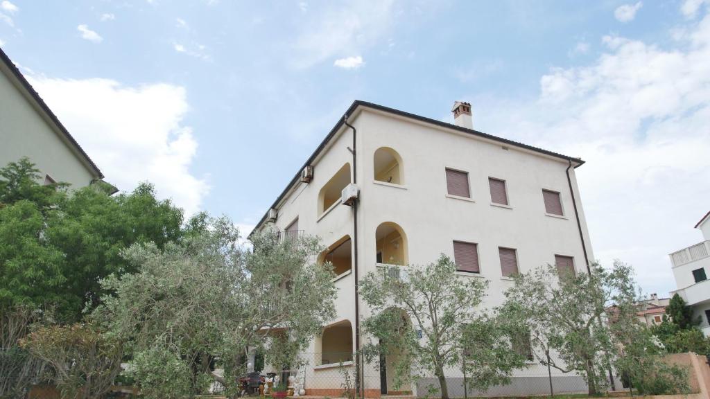 Budova, kde se apartmán nachází