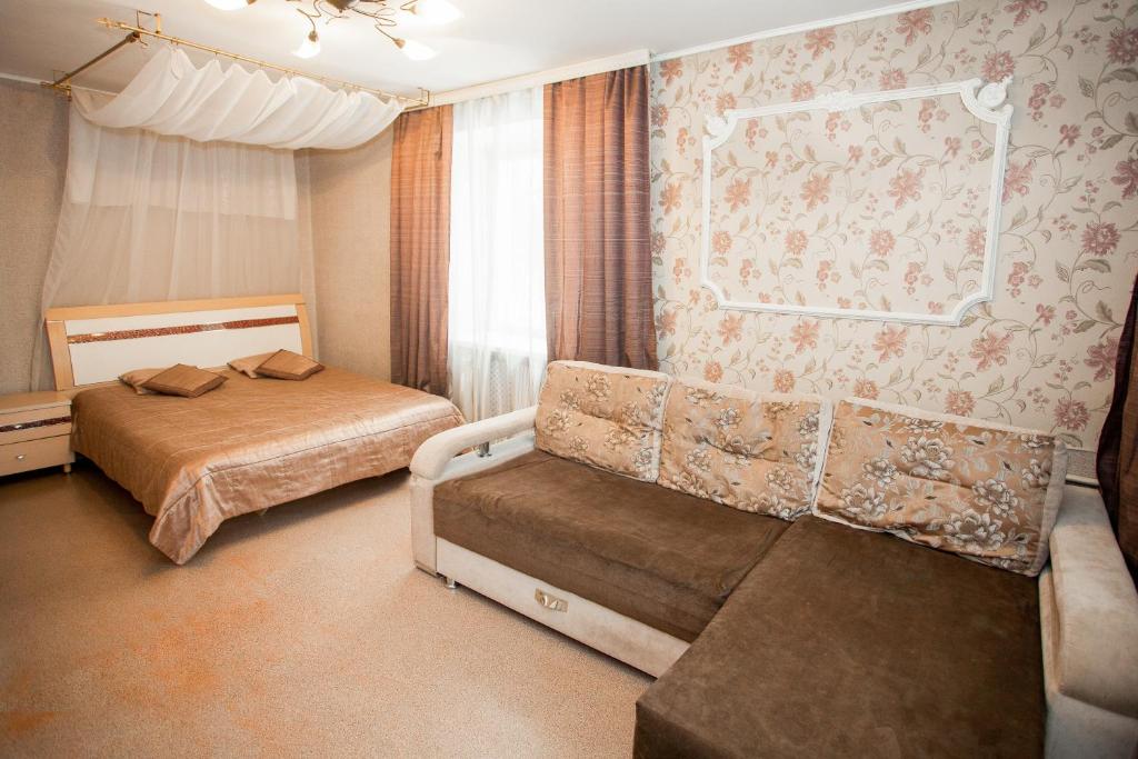 Una cama o camas en una habitación de Апартаменты. Ул. Весенняя,1.