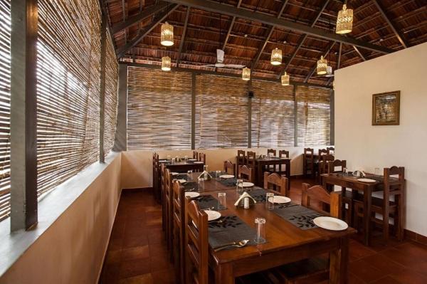 Restaurace v ubytování The Breeze Resort Munnar