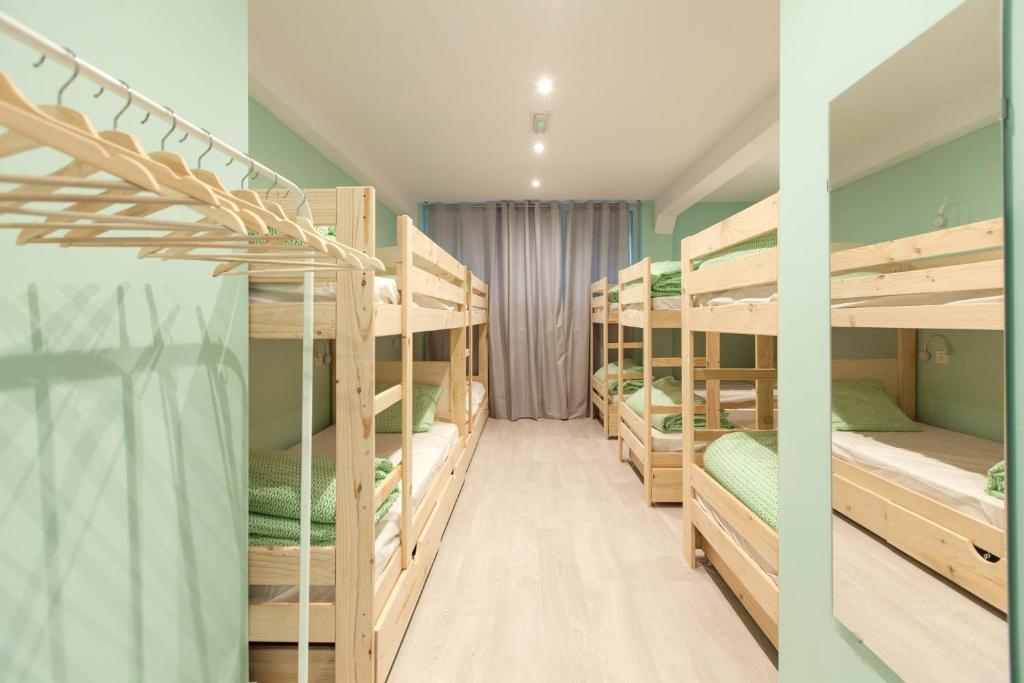 Balea Hostel emeletes ágyai egy szobában