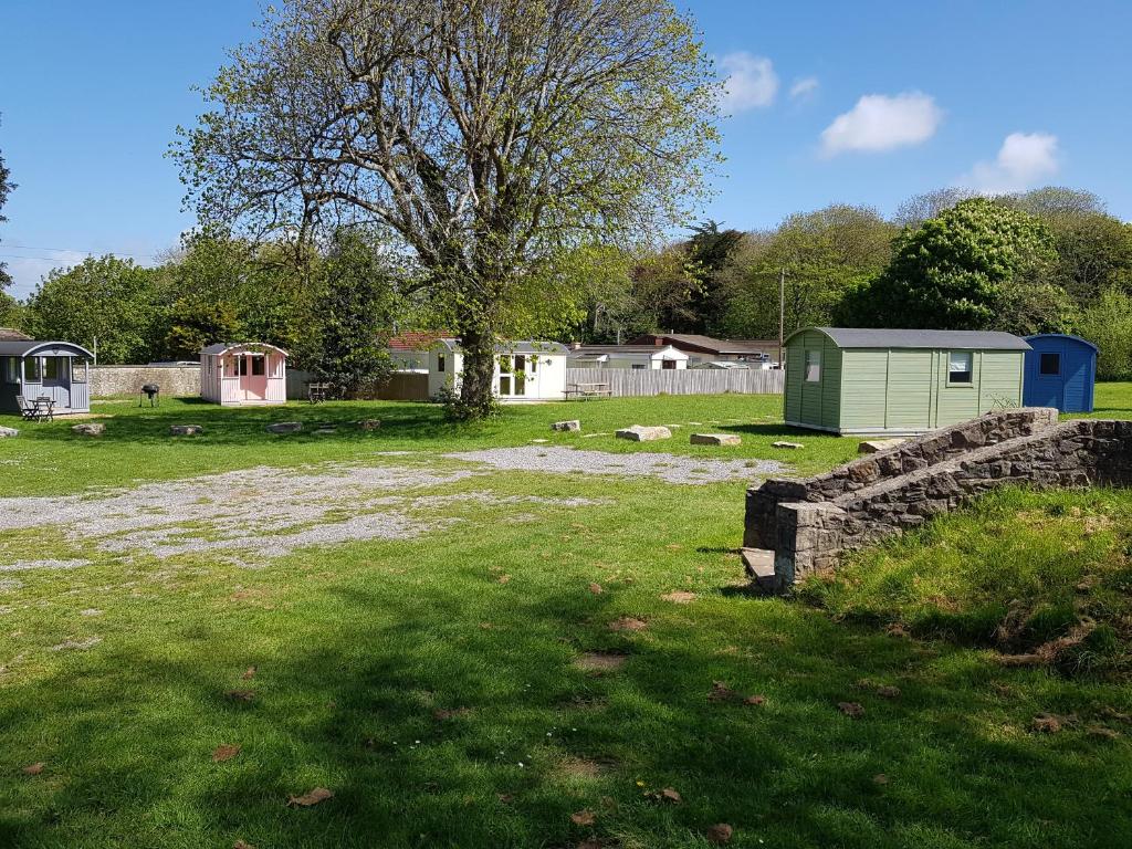 Acorn Camping and Caravan Park, Llantwit Major (updated prices 2024)