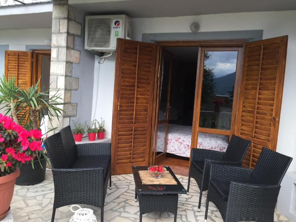 Apartments Lara - 17